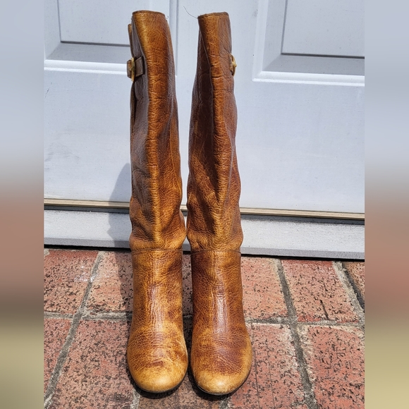 Steve Madden Tan Leather Intyce Boots w/Slight Wedge Heel Size 5.5 - Picture 2 of 11